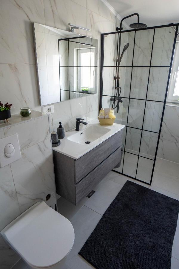 Apartment Riva ชาพลินา ภายนอก รูปภาพ